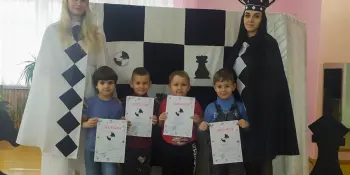 Ежегодно в дошкольных учреждениях  Борисовского района  проходят шахматно-шашечные  турниры...
